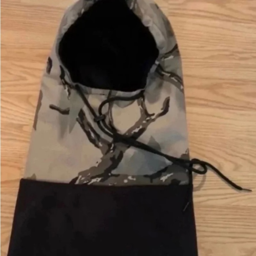 Hunting stocking hat lined Camo hoodie one size mens